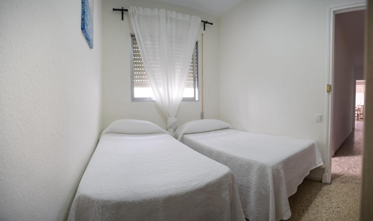 Delfin Playa Basic Ha Apartment Cadiz Luaran gambar